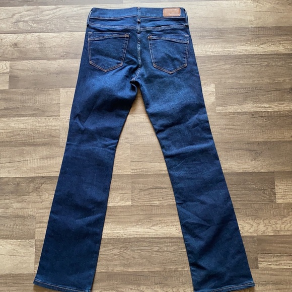 EXPRESS Ultimate stretch Barely Boot mi rise jeans - Picture 5 of 7